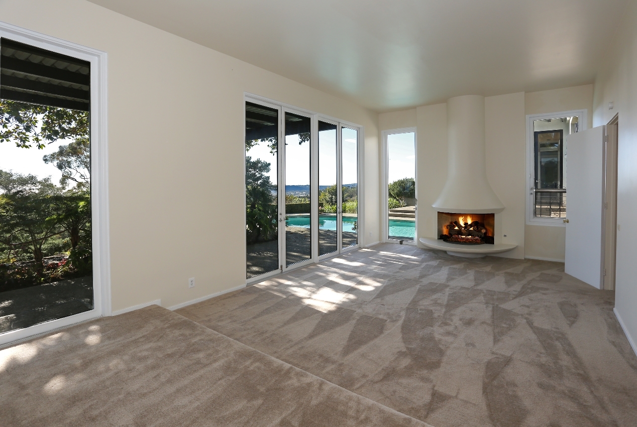 348 Woodley Road Santa Barbara, CA 93108 - Photo 6 of 21 Master Bed
