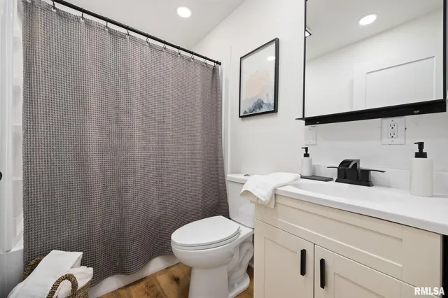 $169,999 | 334 Forest Drive, North Pekin, IL 61554