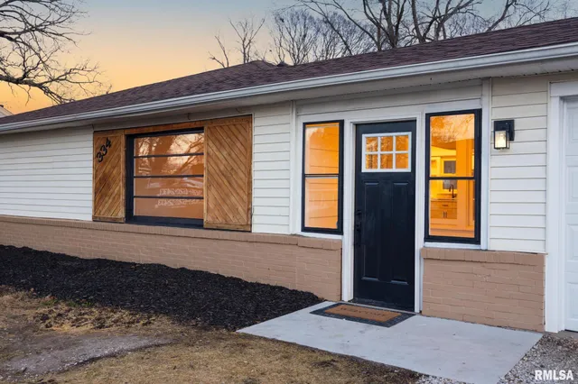 $169,999 | 334 Forest Drive, North Pekin, IL 61554