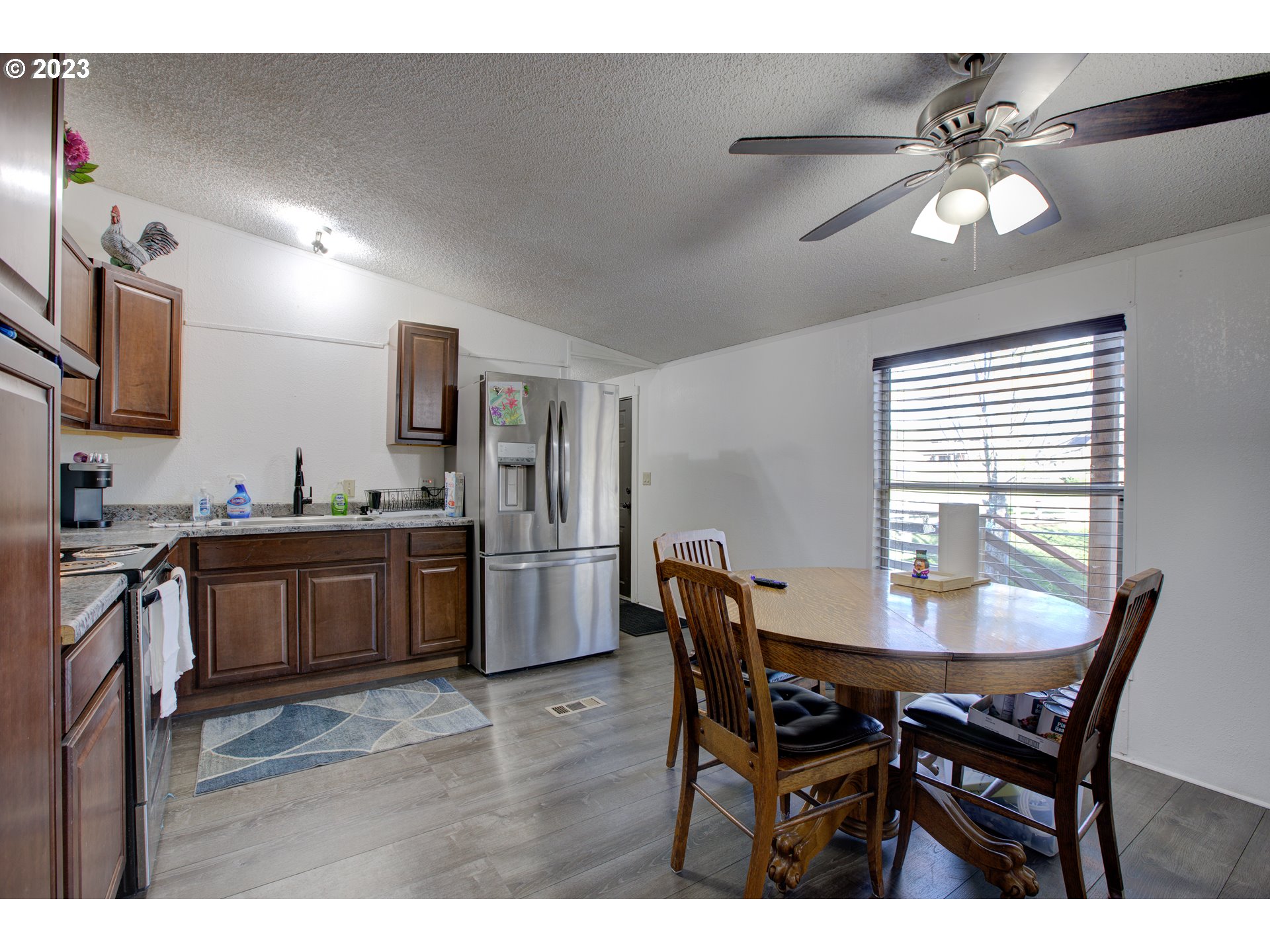 2465 Brockway Road Winston, OR 97496 - Photo 13 of 44 Gallery Image 13