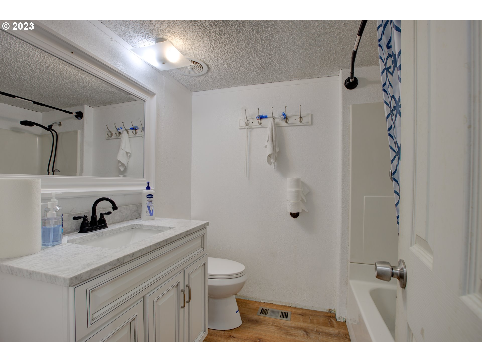 2465 Brockway Road Winston, OR 97496 - Photo 17 of 44 Gallery Image 17