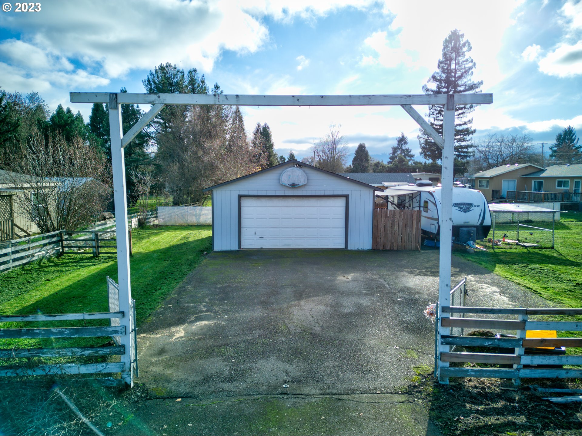 2465 Brockway Road Winston, OR 97496 - Photo 21 of 44 Gallery Image 21