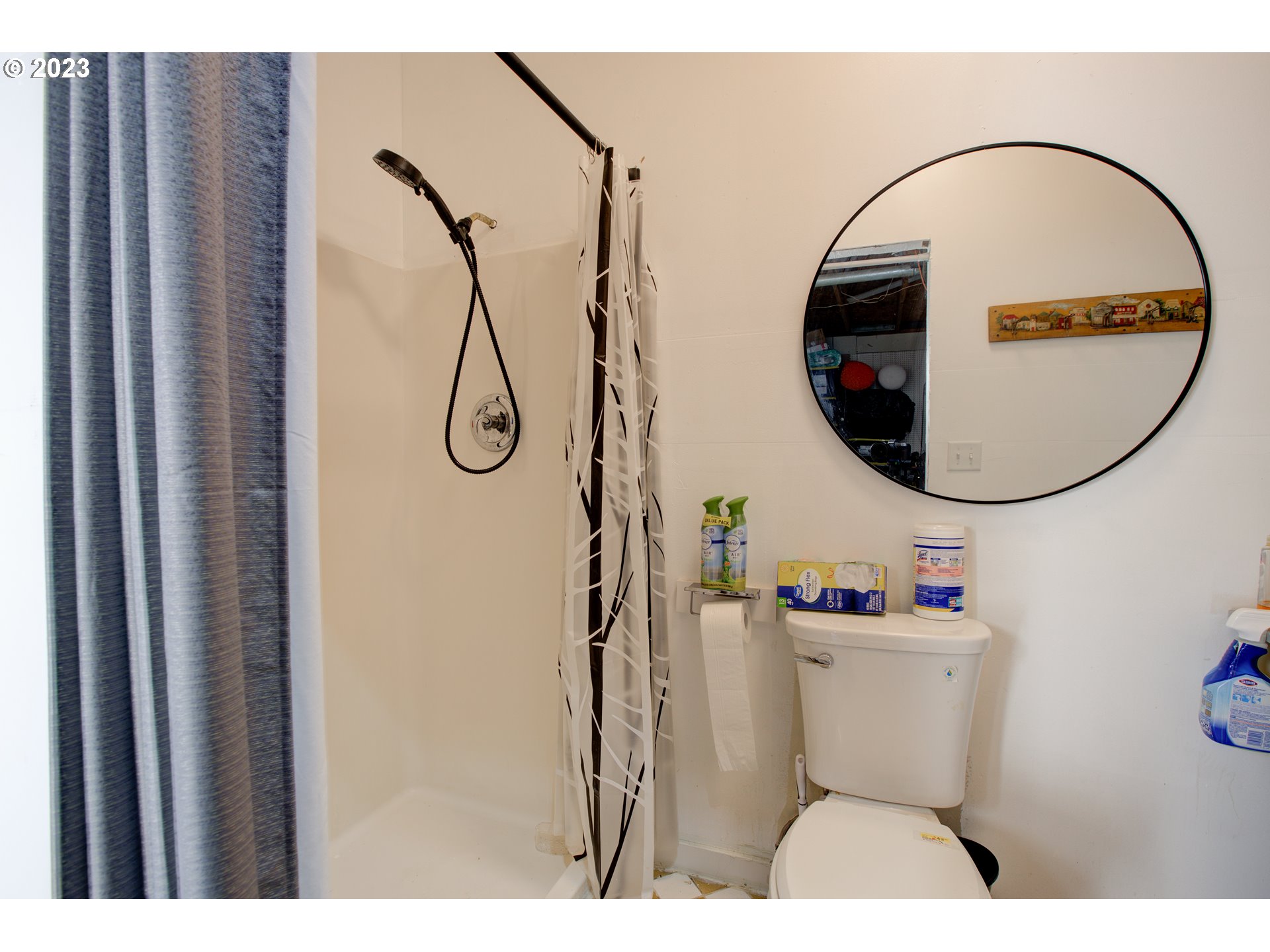 2465 Brockway Road Winston, OR 97496 - Photo 28 of 44 Gallery Image 28