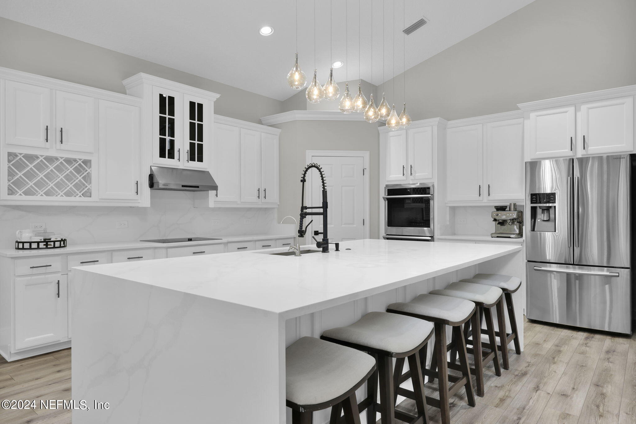 7857 Mt Ranier Drive Jacksonville, FL 32256 - Photo 3 of 51 21-web-or-mls-7857 Mt Ranier_021