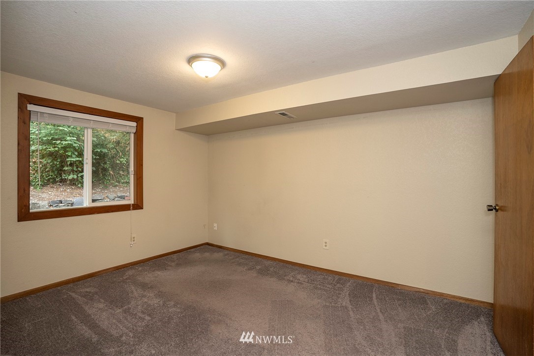 2219 Northeast 23rd Street Renton, WA 98056 - Photo 21 of 31 Gallery Image 21