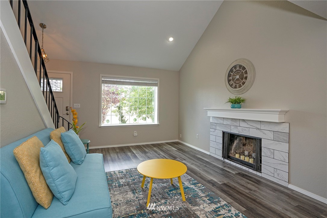2219 Northeast 23rd Street Renton, WA 98056 - Photo 6 of 31 Gallery Image 6