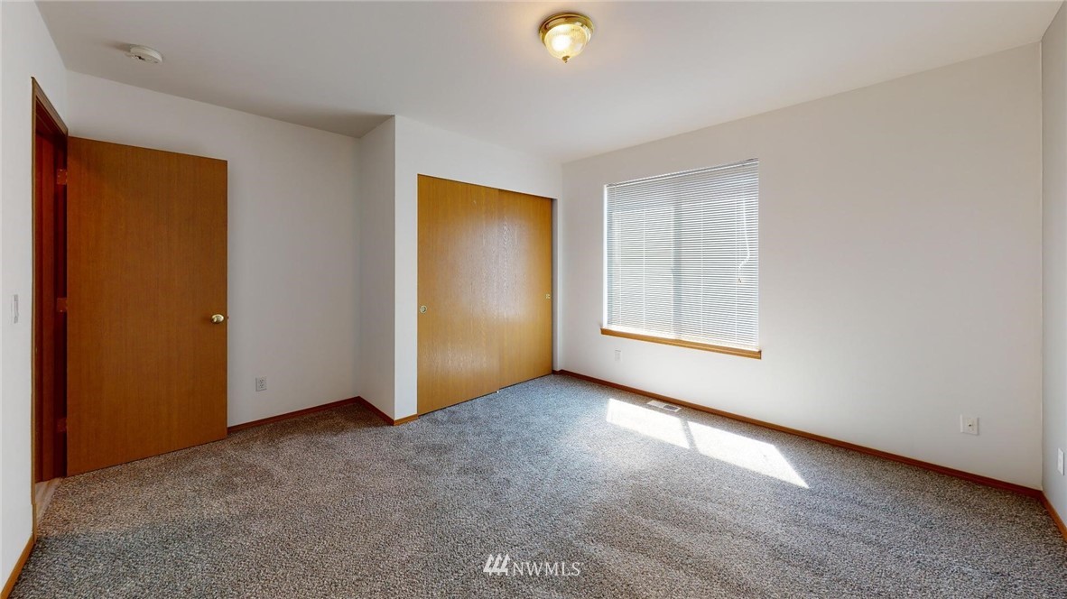 997 Peterson Road Burlington, WA 98233 - Photo 13 of 18
