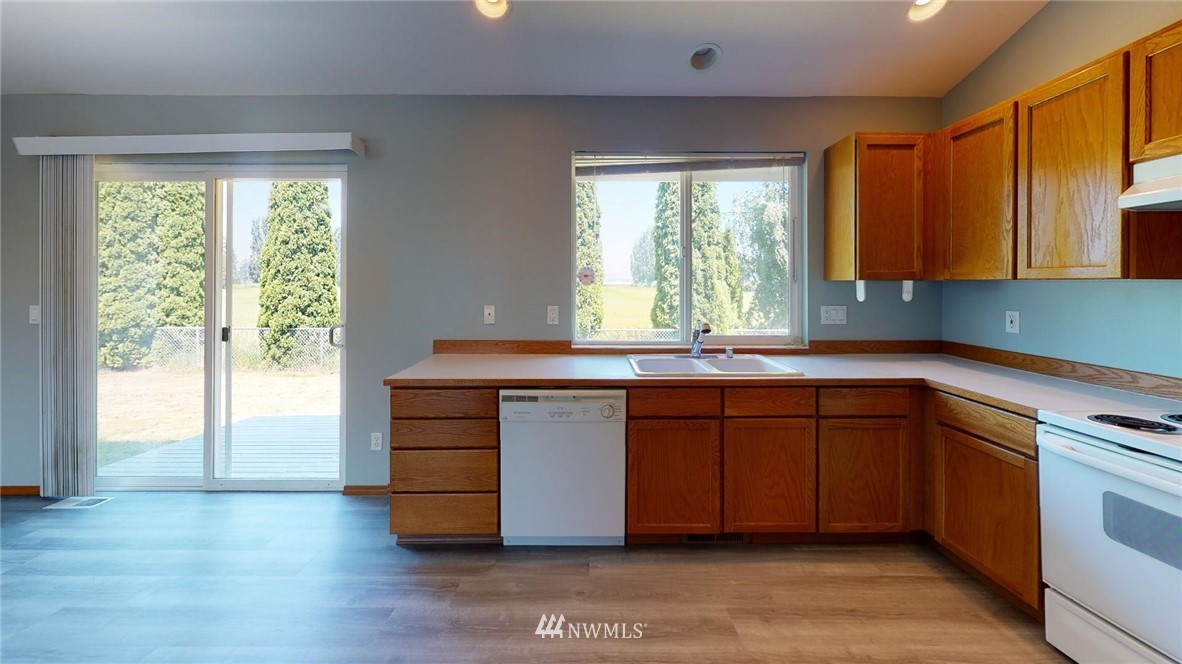 997 Peterson Road Burlington, WA 98233 - Photo 8 of 18