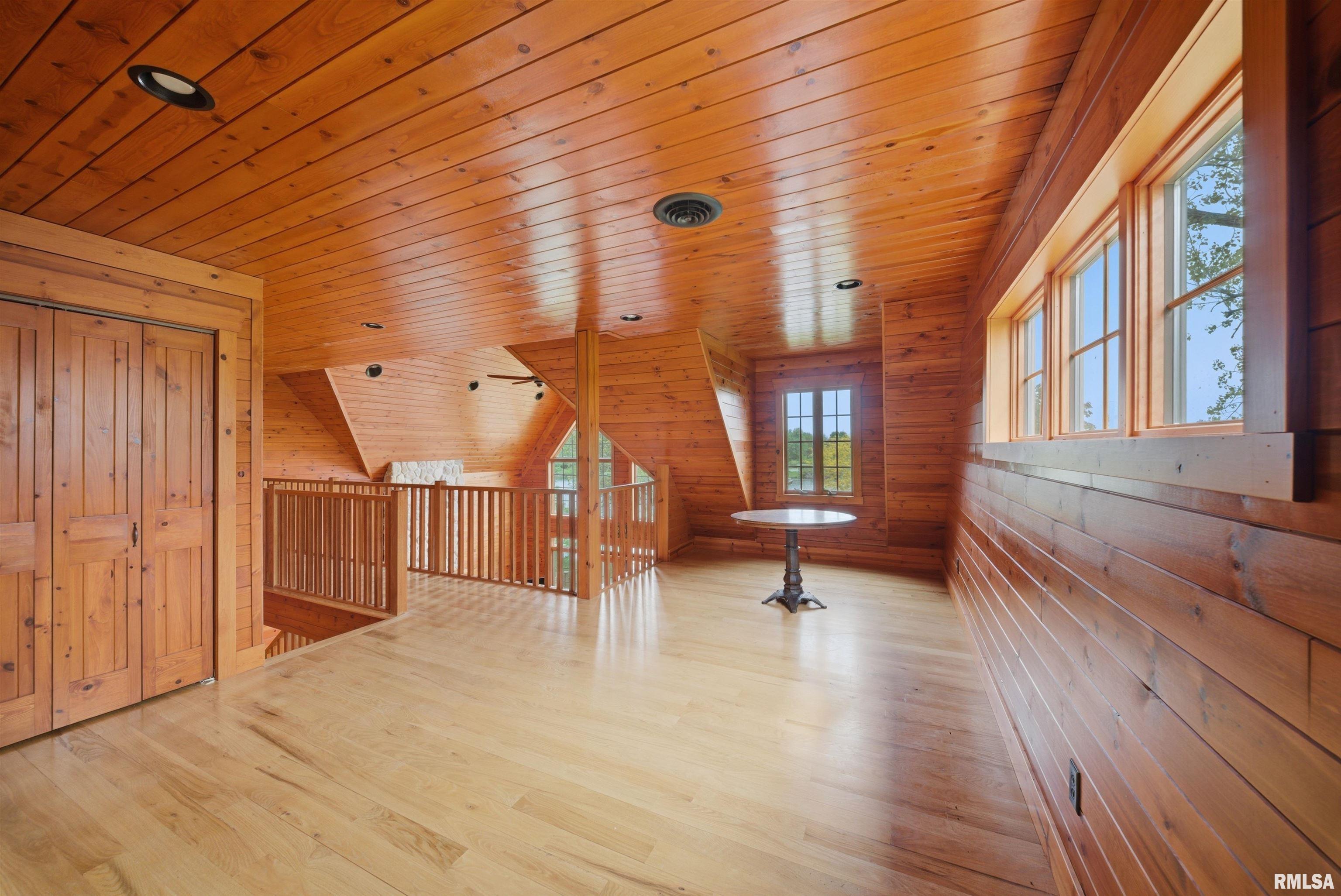 233 Swan Lake Road Avon, IL 61415 - Photo 25 of 55