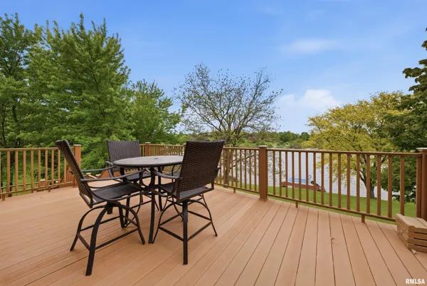 $439,900 | 233 Swan Lake Road, Avon, IL 61415