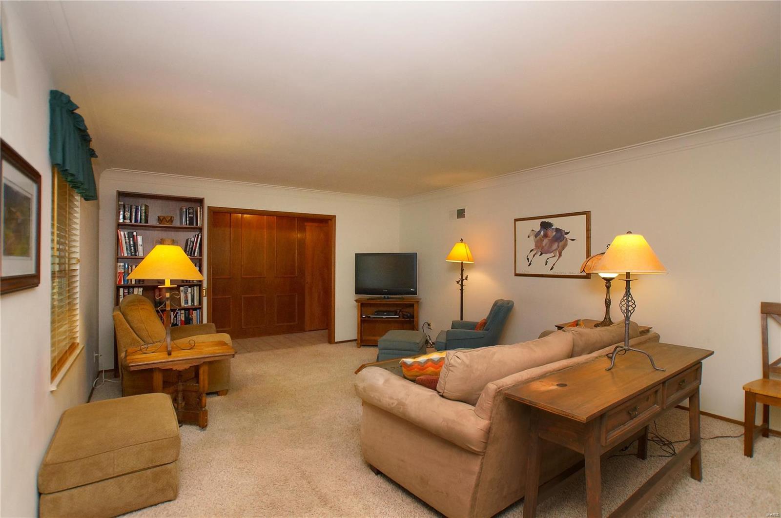 541 North Mason Road St. Louis, MO 63141 - Photo 6 of 29 Gallery Image 6