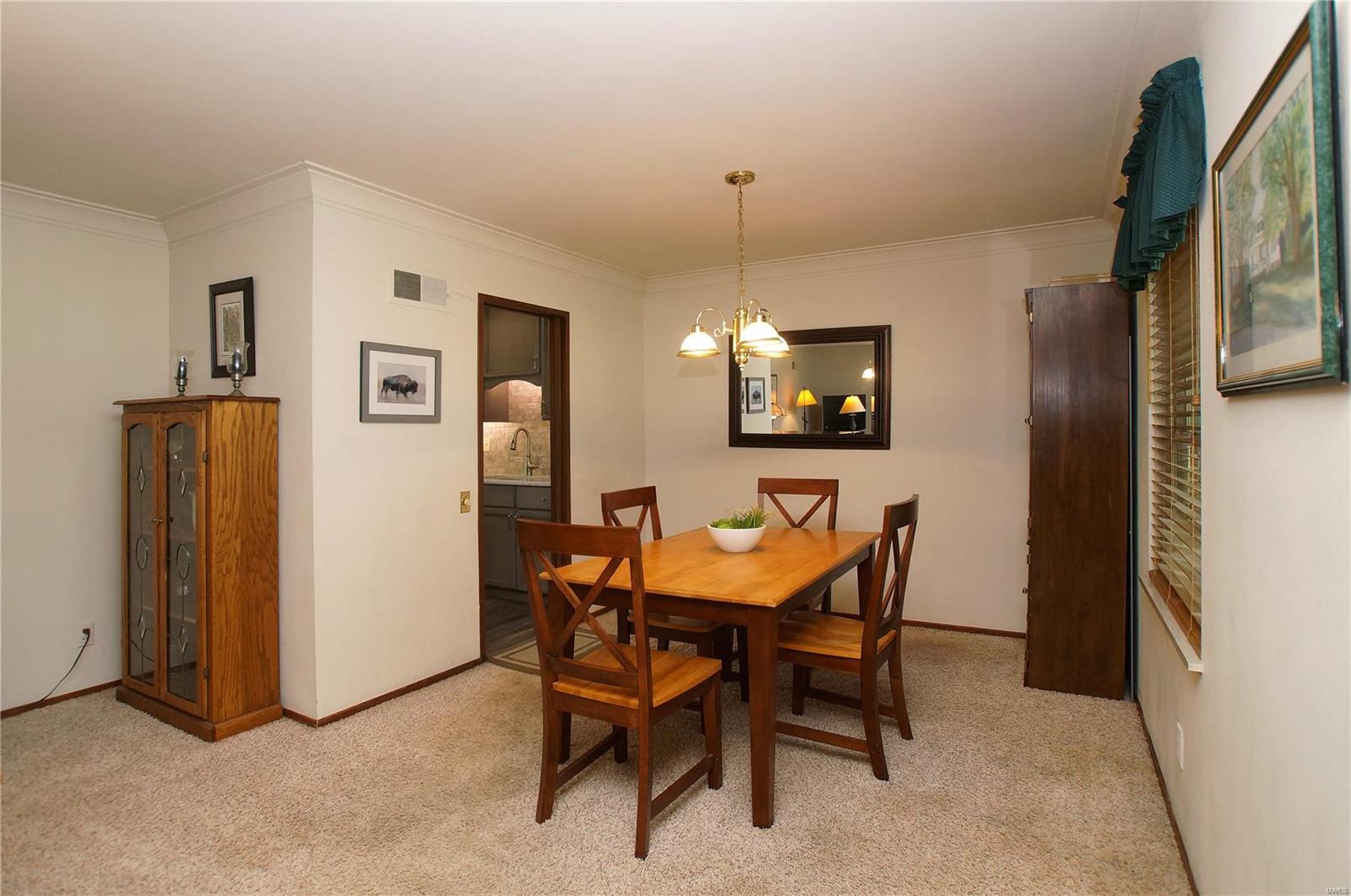 541 North Mason Road St. Louis, MO 63141 - Photo 7 of 29 Gallery Image 7