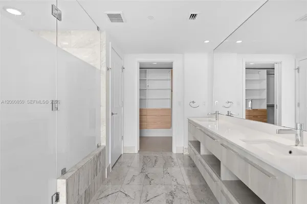 $1,750,000 | 3131 Northeast 7th Avenue, Unit 3306, Miami, FL 33137