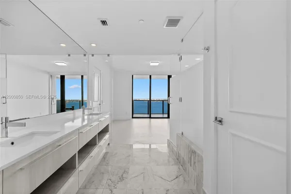 $1,750,000 | 3131 Northeast 7th Avenue, Unit 3306, Miami, FL 33137
