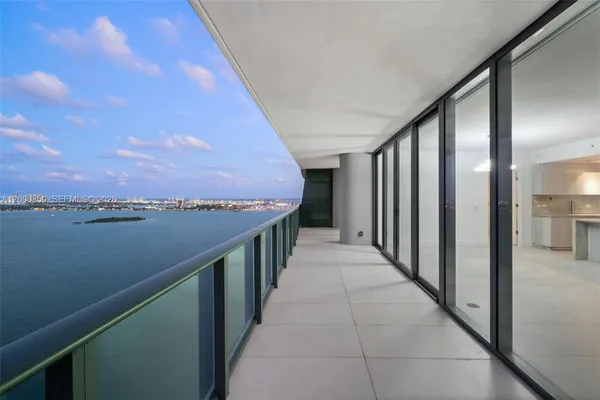 $1,750,000 | 3131 Northeast 7th Avenue, Unit 3306, Miami, FL 33137