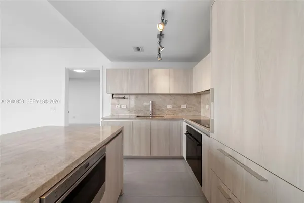 $1,750,000 | 3131 Northeast 7th Avenue, Unit 3306, Miami, FL 33137