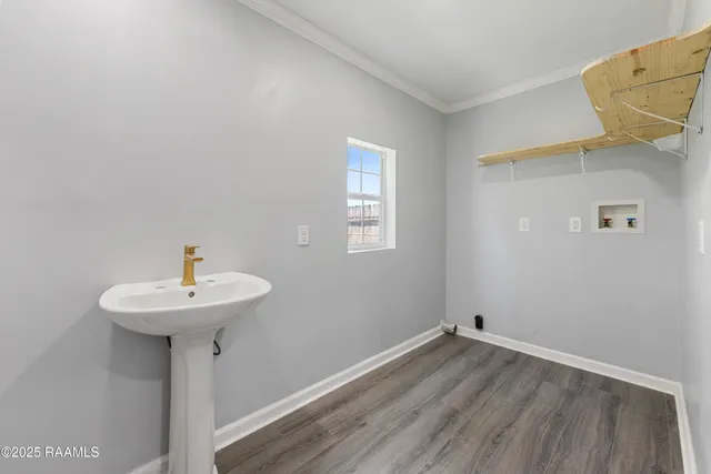 $210,000 | 406 Orange Grove Drive, New Iberia, LA 70560