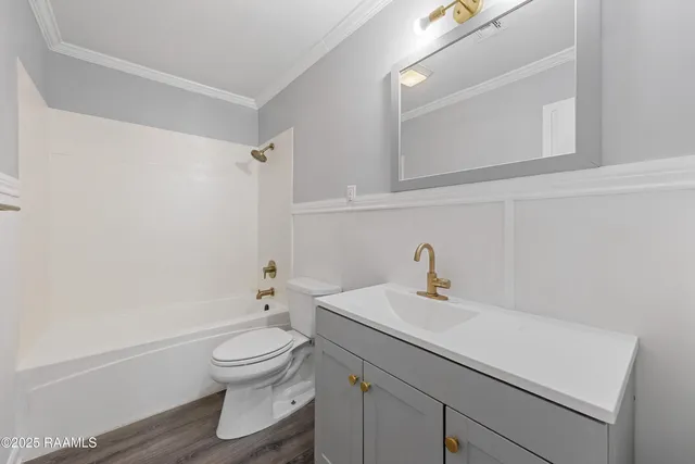 $210,000 | 406 Orange Grove Drive, New Iberia, LA 70560