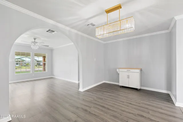 $210,000 | 406 Orange Grove Drive, New Iberia, LA 70560