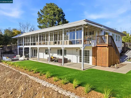 $2,480,000 | 128 Diablo View Drive, Orinda, CA 94563