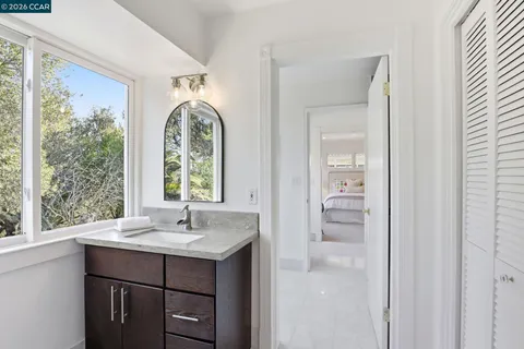 $2,895,000 | 128 Diablo View Drive, Orinda, CA 94563