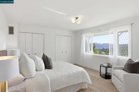 $2,895,000 | 128 Diablo View Drive, Orinda, CA 94563