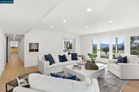 $2,895,000 | 128 Diablo View Drive, Orinda, CA 94563