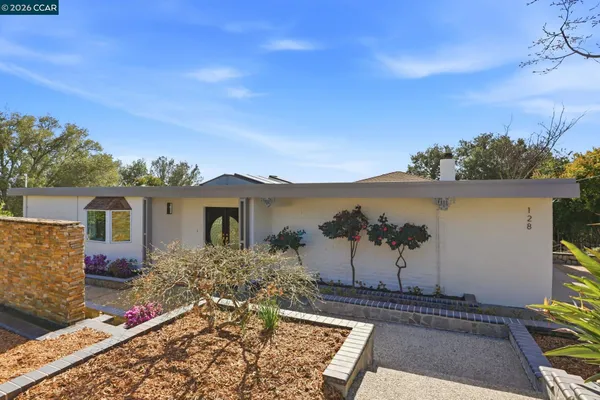 $2,650,000 | 128 Diablo View Drive, Orinda, CA 94563
