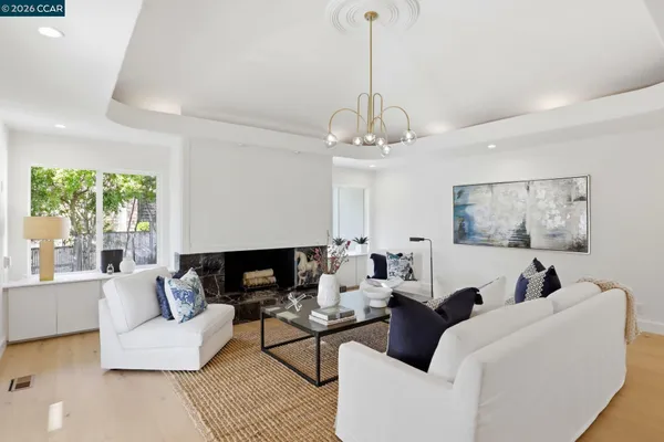 $2,650,000 | 128 Diablo View Drive, Orinda, CA 94563