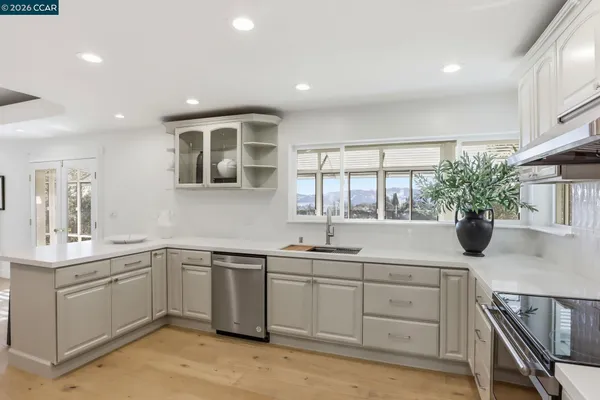 $2,650,000 | 128 Diablo View Drive, Orinda, CA 94563