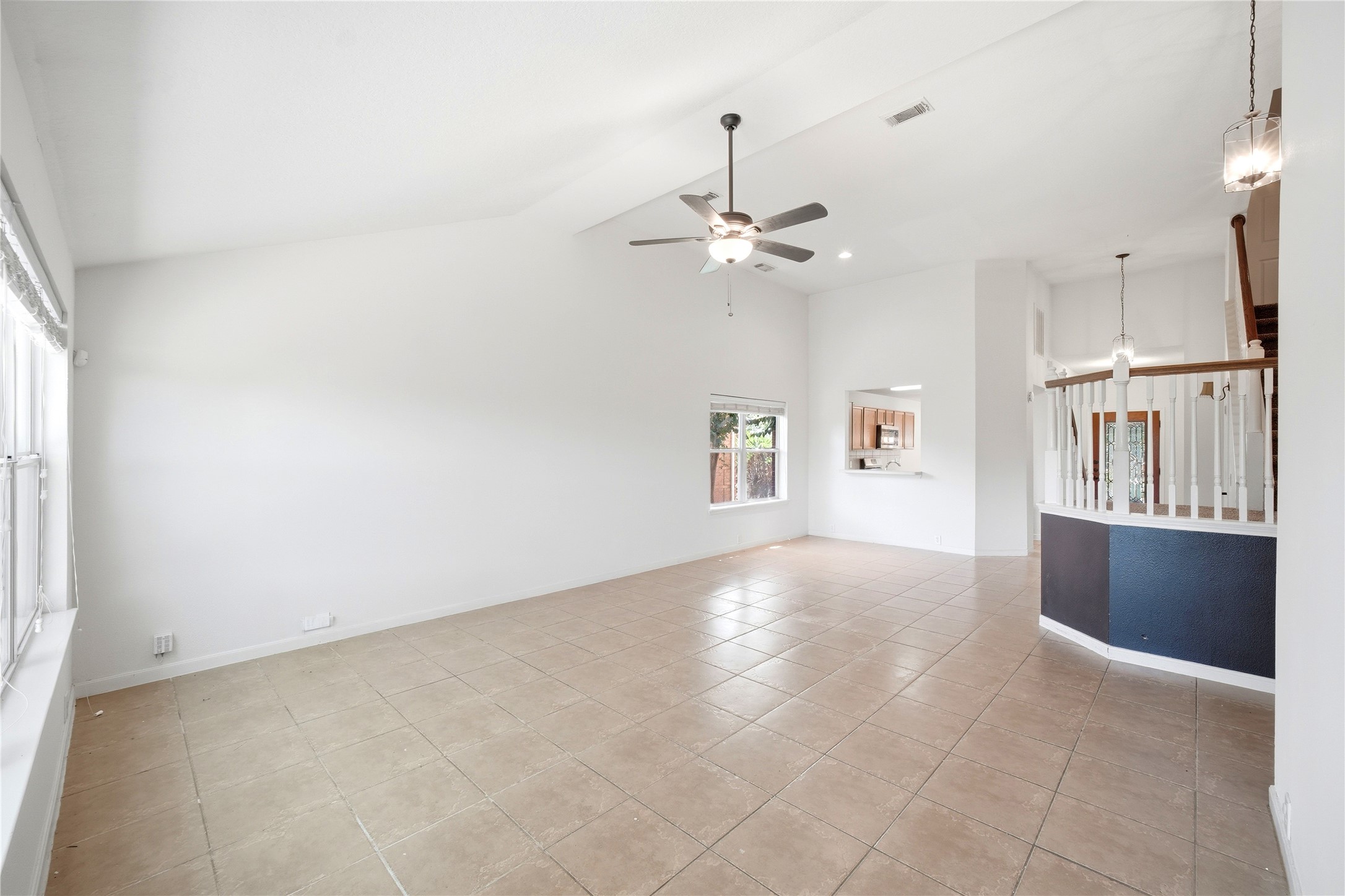 727 Cypresswood Ridge Spring, TX 77373 - Photo 6 of 30