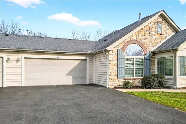 $415,000 | 542 Fair Meadow Drive, Washington, PA 15301