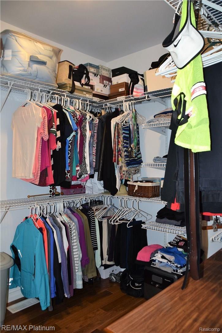 270 North Kane Road Webberville, MI 48892 - Photo 20 of 51 Master closet.jpg