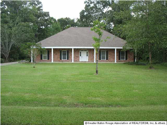 16341 Caesar Avenue Baton Rouge, LA 70816 - Photo 1 of 29 Gallery Image 1