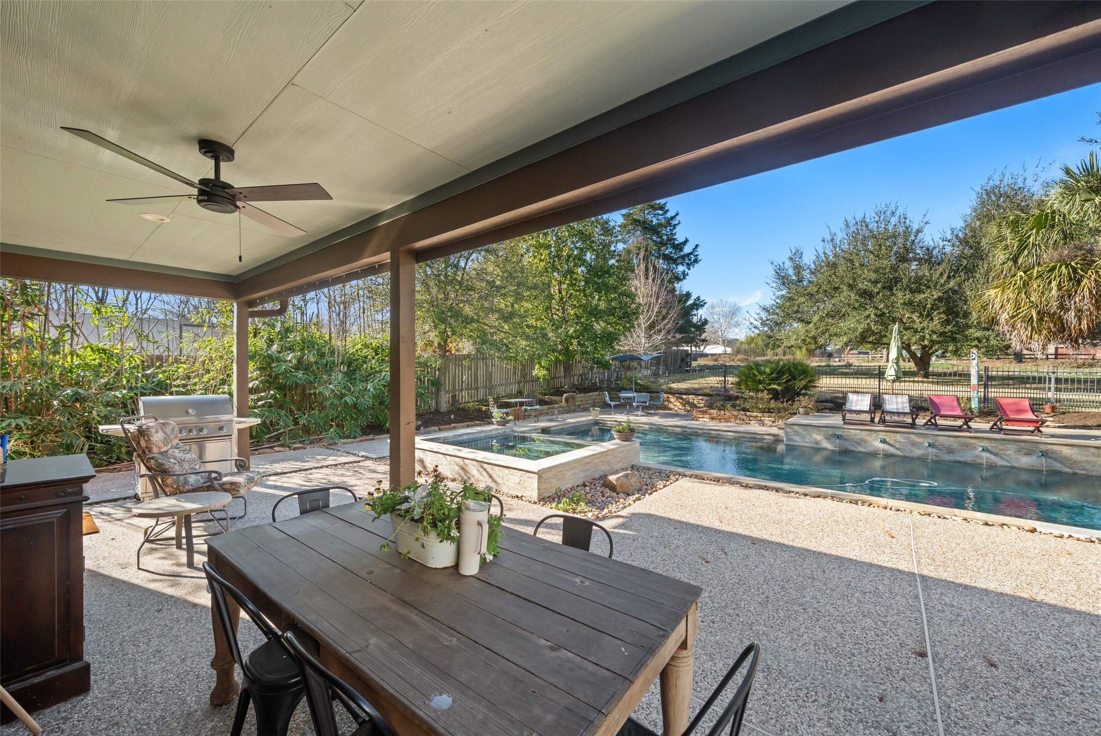 661 Old Plantersville Road Montgomery, TX 77316 - Photo 25 of 37