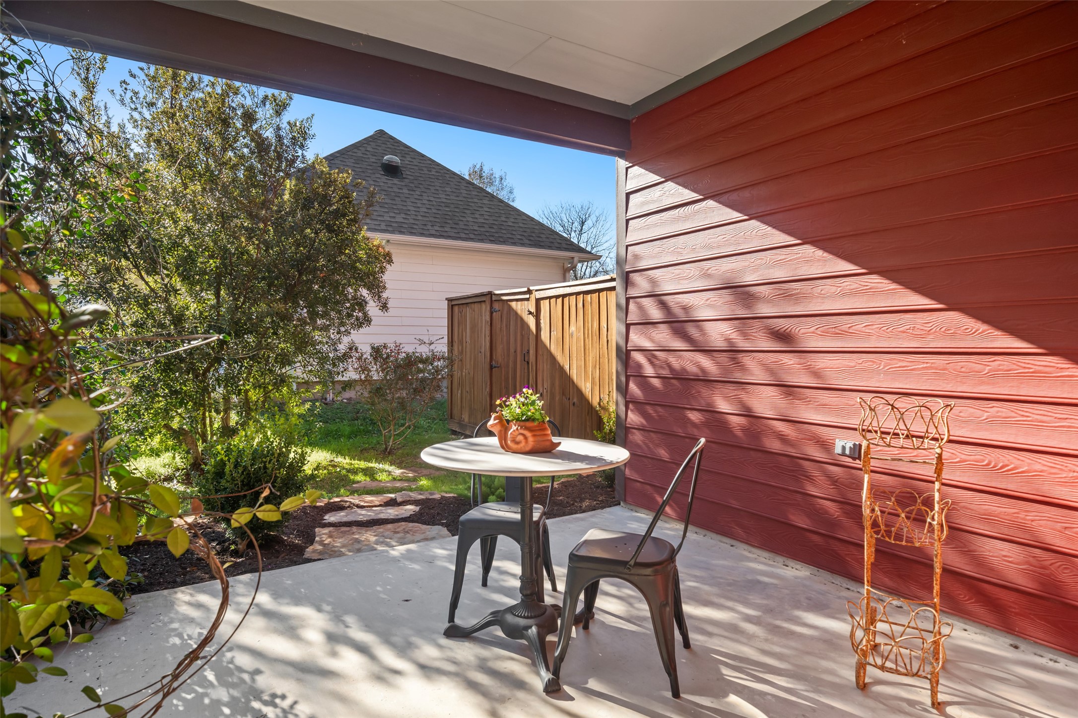 661 Old Plantersville Road Montgomery, TX 77316 - Photo 4 of 37