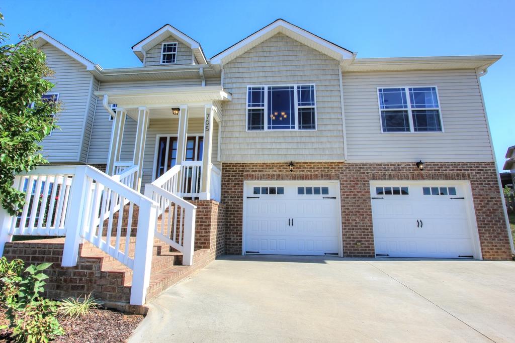 705 Windrush Loop Chattanooga, TN 37421 - Photo 2 of 37 705 Windrush Loop (2)
