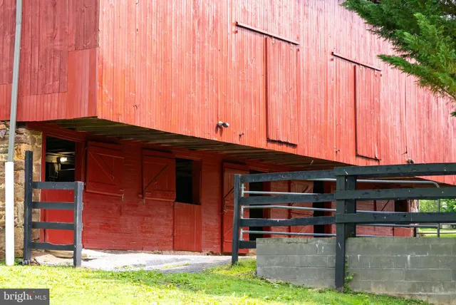 $1,475,000 | 2810 Hoffman Mill Road, Hampstead, MD 21074