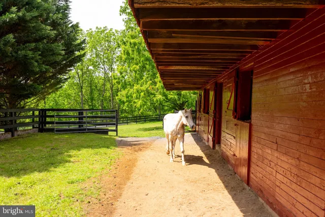 $1,475,000 | 2810 Hoffman Mill Road, Hampstead, MD 21074