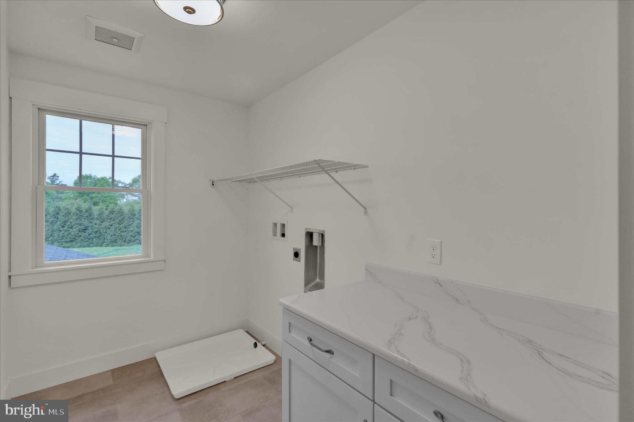 513 Cheltenham Court Lititz, PA 17543 - Photo 42 of 67 360_0695
