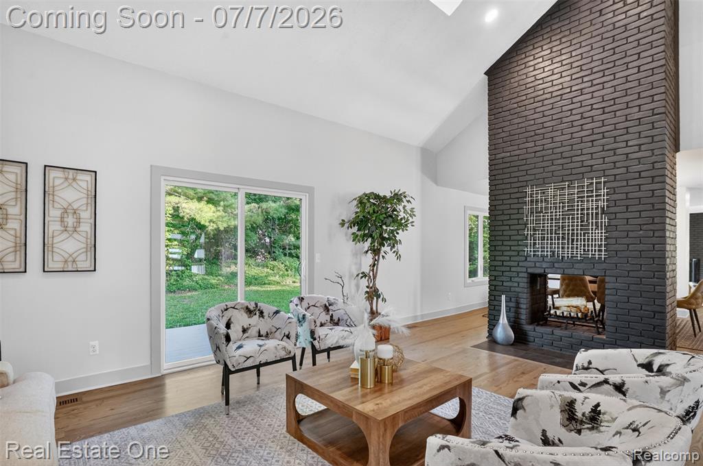 2141 Hickory Leaf Court North Rochester Hills, MI 48309 - Photo 10 of 71