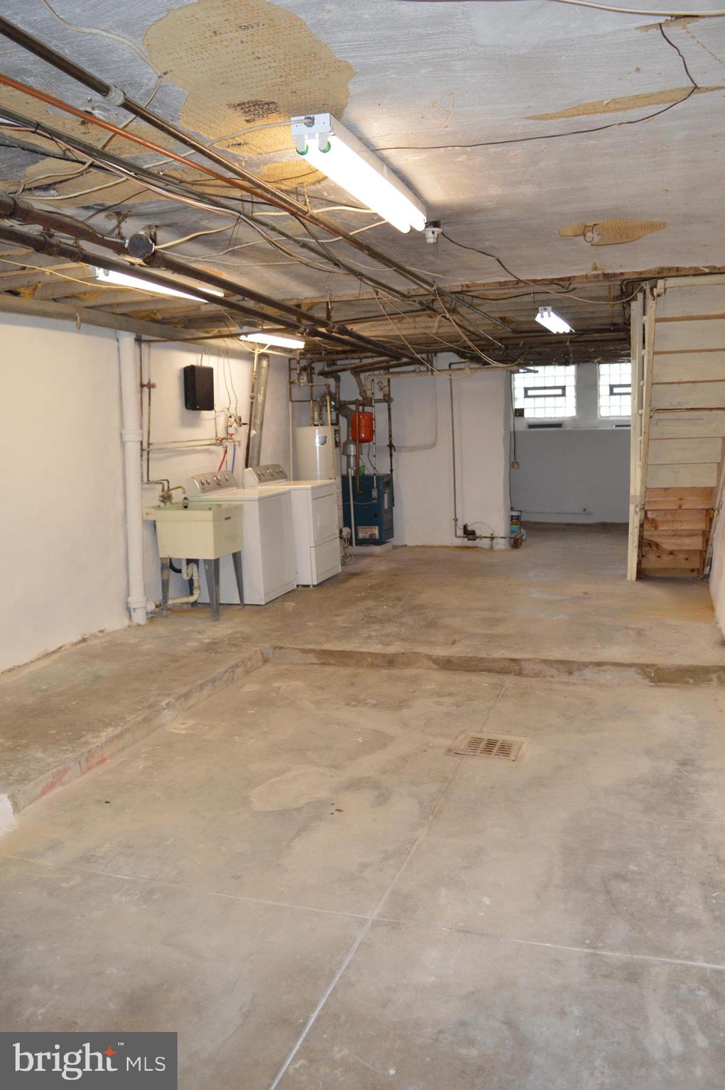 7146 Marsden Street Philadelphia, PA 19135 - Photo 25 of 29 Full Basement