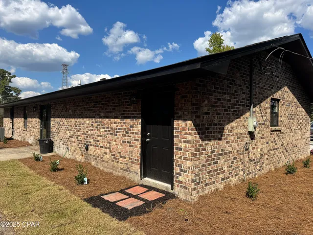 $265,000 | 2933 Wildwood Circle, Marianna, FL 32448