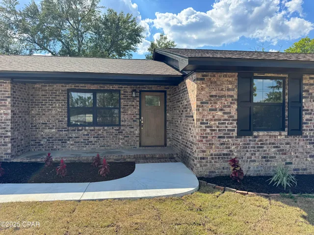 $265,000 | 2933 Wildwood Circle, Marianna, FL 32448