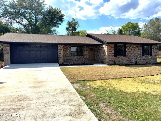 $265,000 | 2933 Wildwood Circle, Marianna, FL 32448