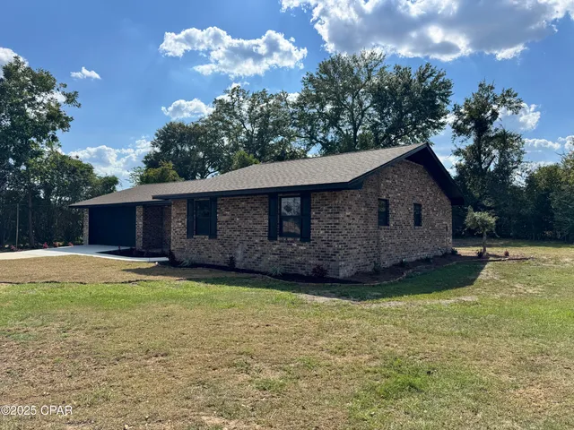 $265,000 | 2933 Wildwood Circle, Marianna, FL 32448