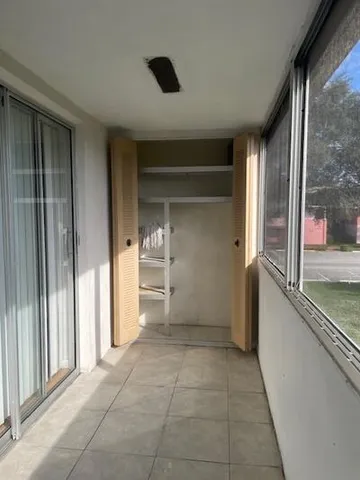 $1,250 | 37 Kingswood B, Unit 37, West Palm Beach, FL 33417