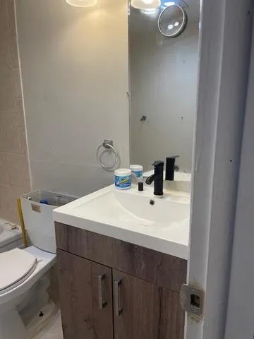 $1,250 | 37 Kingswood B, Unit 37, West Palm Beach, FL 33417