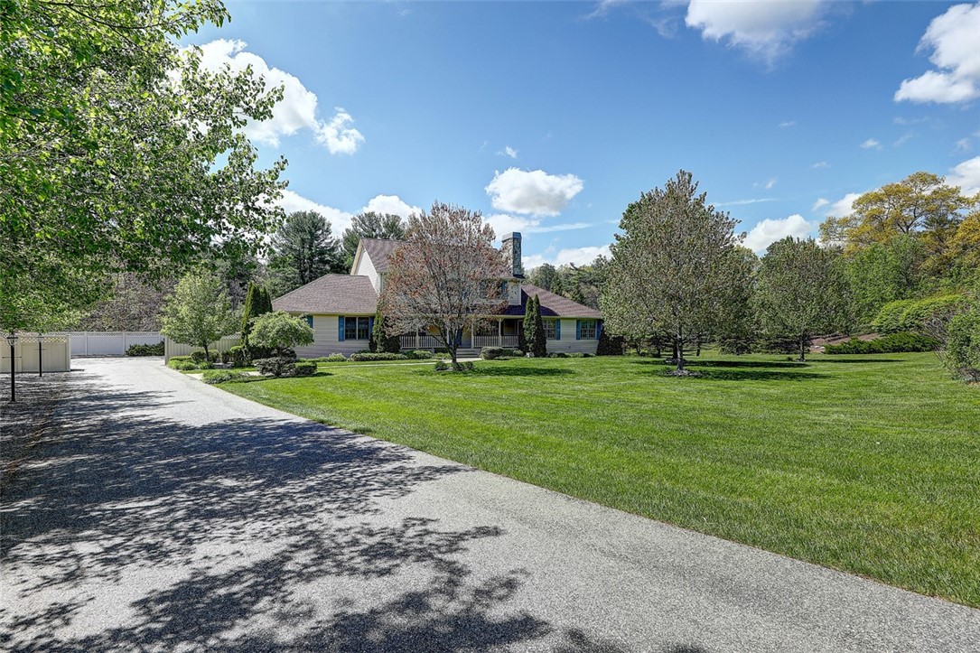 55 Paine Road Cumberland, RI 02864 - Photo 4 of 45 Driveway