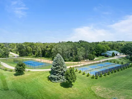 $825,000 | 860 Trails End Drive, Fontana, WI 53125